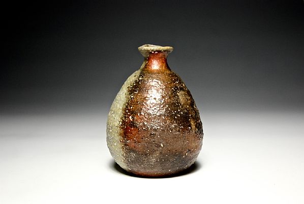 Uwe Lllmann - Sake bottle, natural ash deposit, stoneware, 7 days Anagama ...
