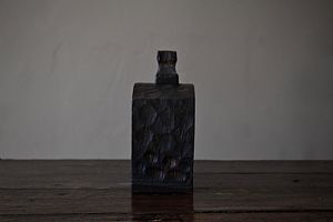 Textured Flask by Malcolm Martin & Gaynor Dowling