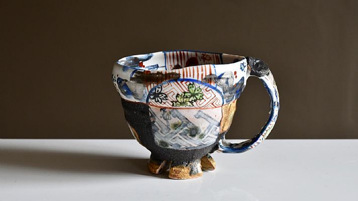 Aaron Scythe - Wide mug with cut foot