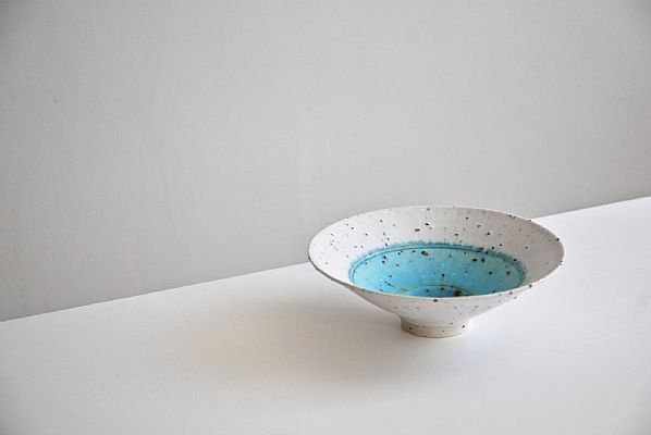 Peter Wills - Small conical river grogged bowl with white and turquoise gl...