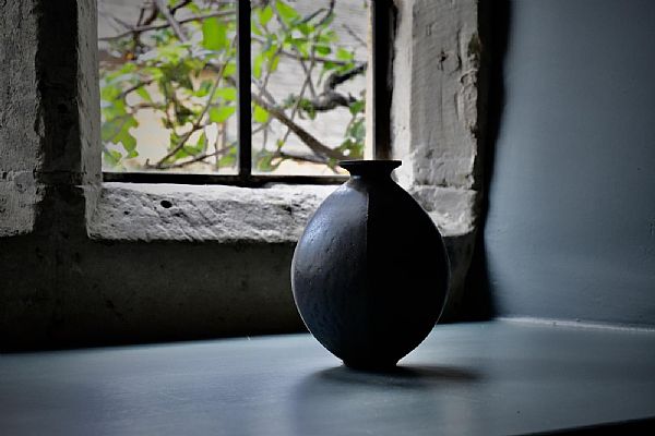 Mizuyo Yamashita - Large Black Mentori Vase