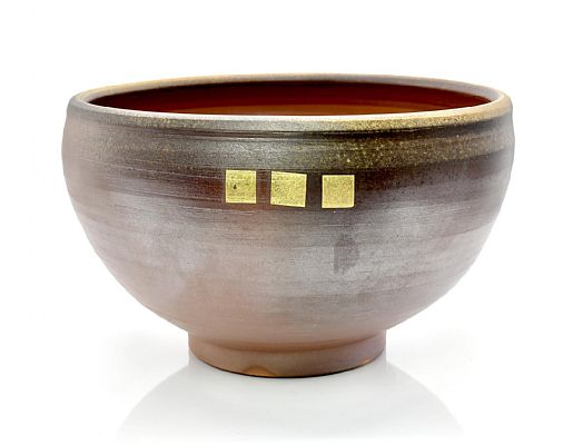 Yasuo Terada - Bowl. unglazed, red collar overglaze and gold enamel, anagam...