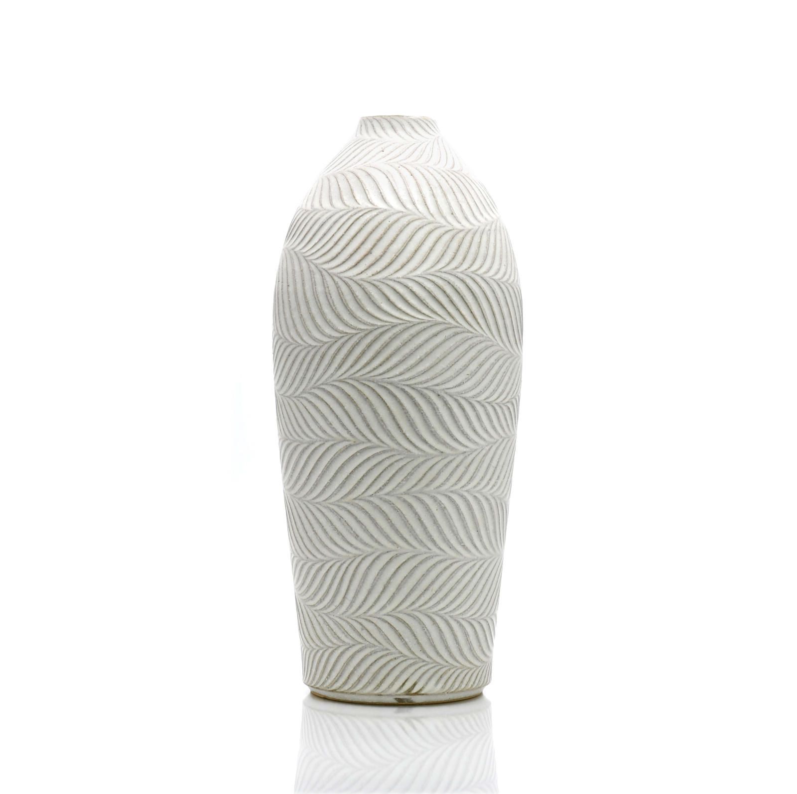Shinogi vase by Shinpei Fukushima