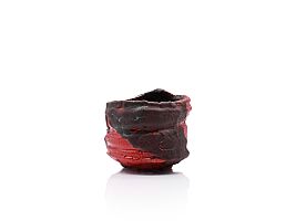 Black urushi vermilion-lacquered guinomi by Kodai Ujiie