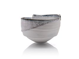 Black Rimmed Bowl Form by Mami Kato