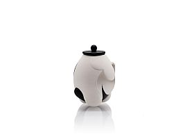Chaire, Ceremonial Tea Container by Yuri Takemura