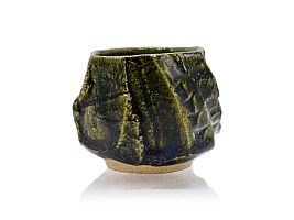 Carved green oribe guinomi by Yumiko Toda