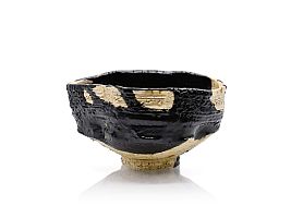 Kuro Oribe Kutu Chawan - Black Oribe Shoe Shaped Tea bowl by Kazu Yamada