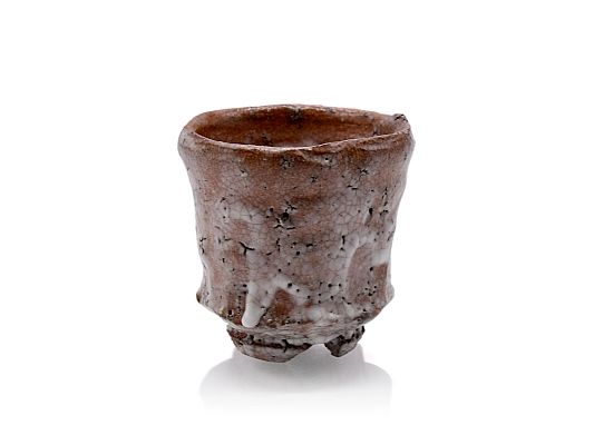 Kiyoshi Yamato - Biwa-iro Hagi Guinomi - Loquat colour sake cup
