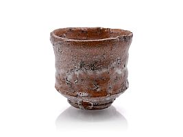 Biwa-iro Hagi Guinomi - Loquat colour sake cup by Kiyoshi Yamato