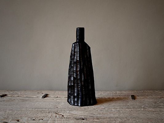 Malcolm Martin & Gaynor Dowling - Black Ribbed Bottle