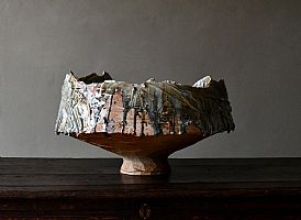 Large Vessel Form by Deiniol Williams