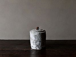 Ceramic Box with Metal Handle by Simone Krug-Springsguth