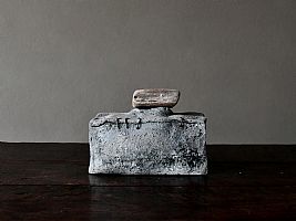 Ceramic Box with Wood from an Olive Tree by Simone Krug-Springsguth