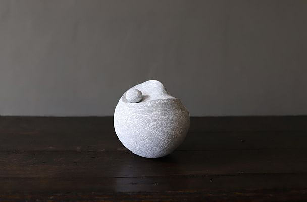 Mitch Pilkington - Grey Pebble Sculpture